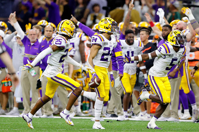 TRENDING: LSU football has another  set of players invited to the NFL combine, but one notable name was left out